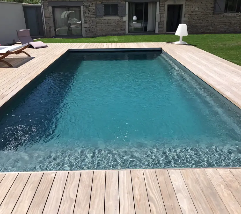 Ihr Traumpool Ist Nur Einen Schritt Entfernt