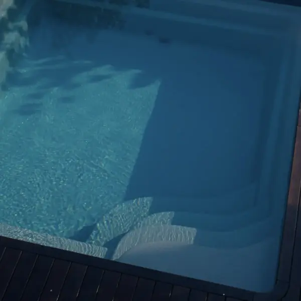 Keramik Pool Nashira 4 Lapis Latuli